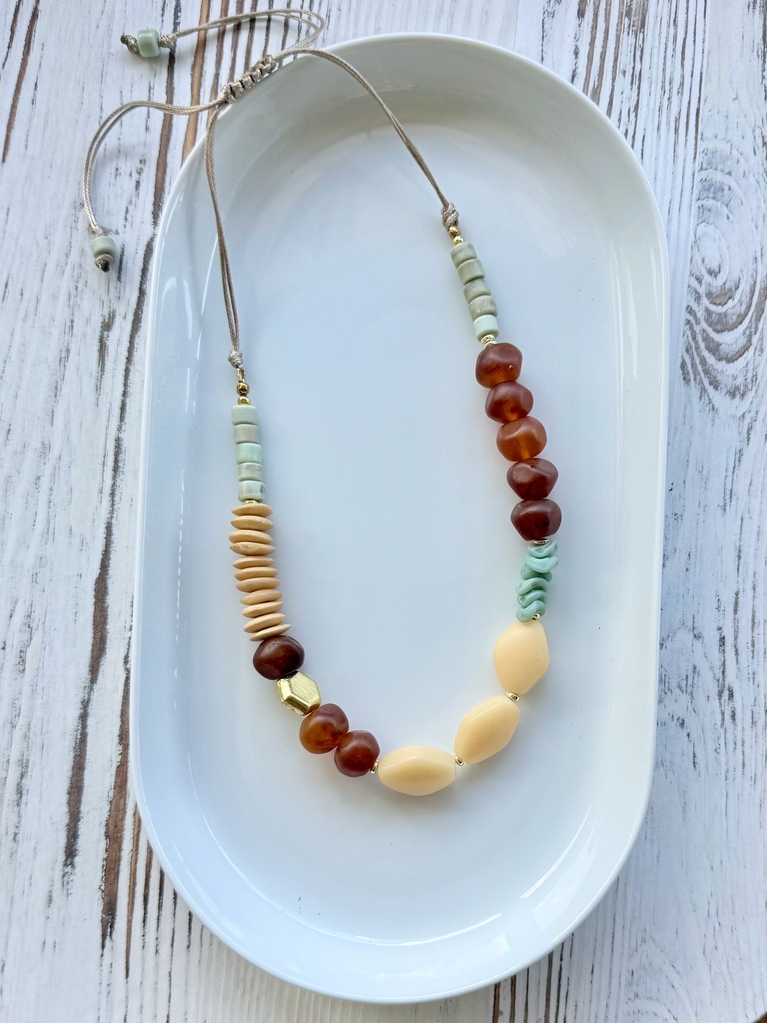 COLLARES