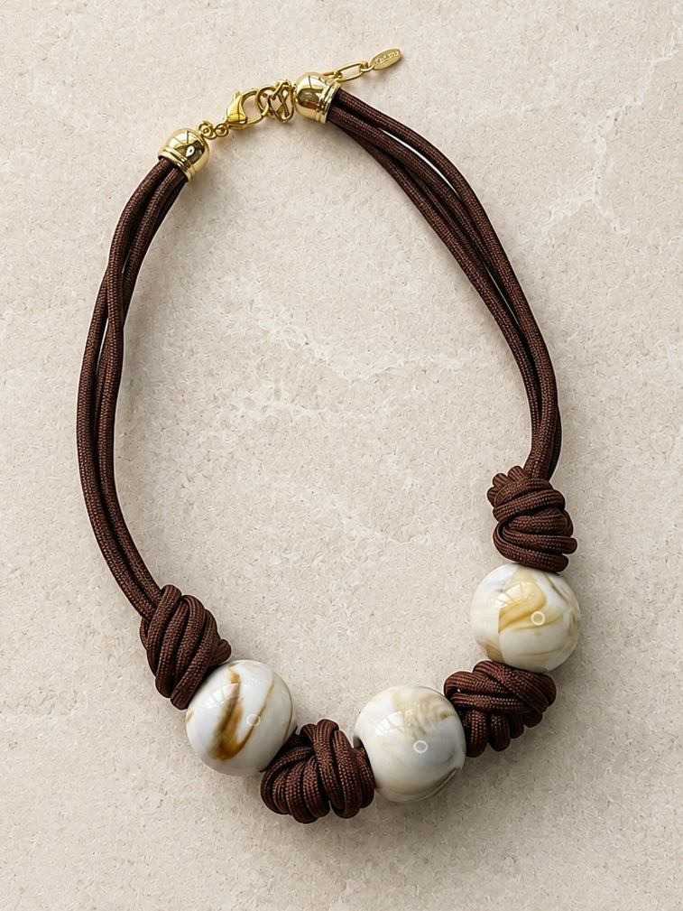 Equilibrio Collar